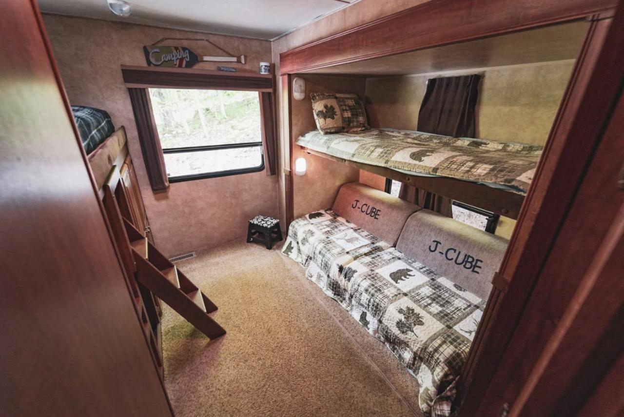 Hotel Rv Adventure Roscoe Pet Friendly Exterior foto
